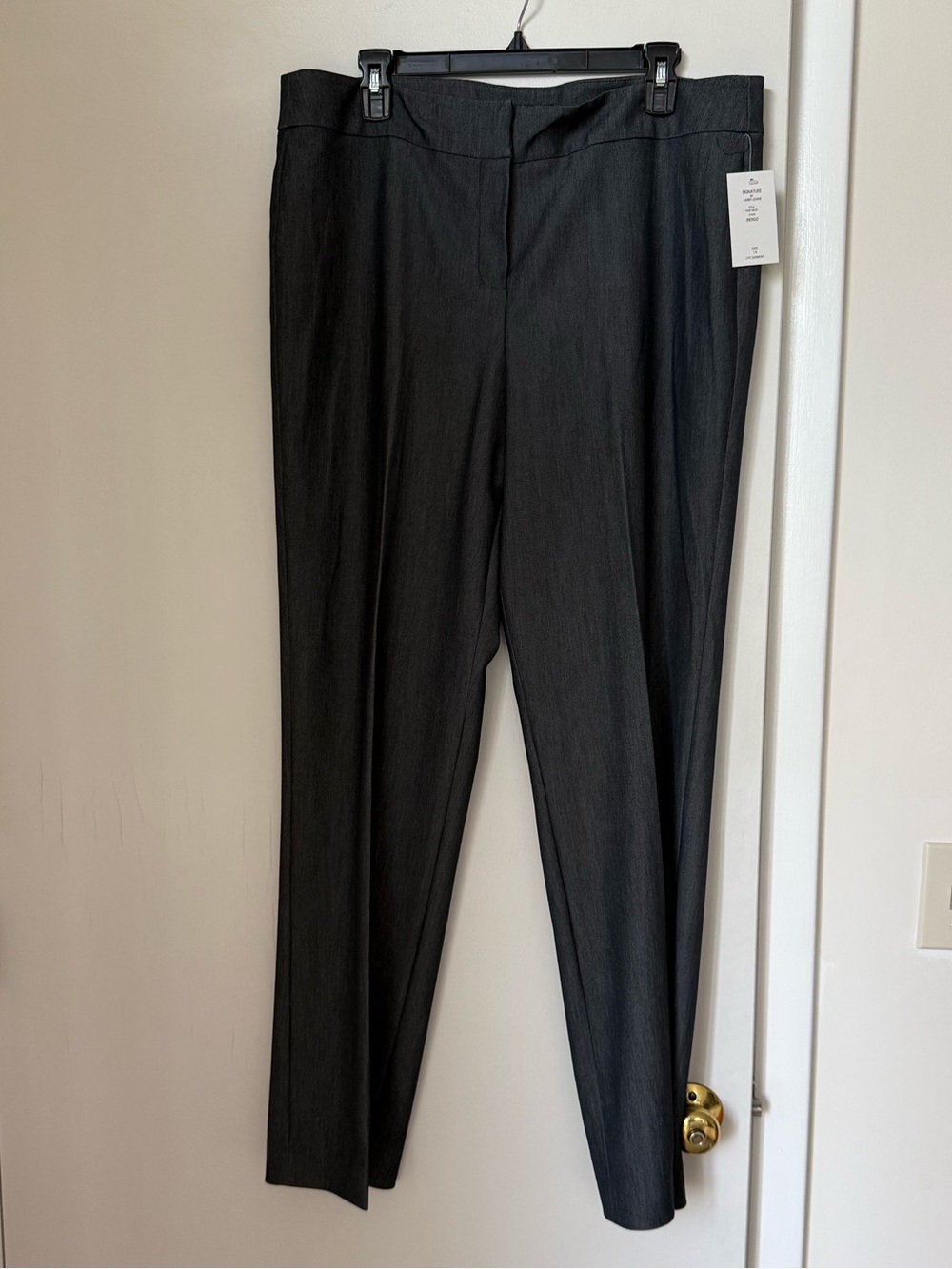 Larry Levine Charcoal Belted Blazer & Straight Pants - Picture 7 of 8